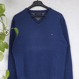 Basic Tommy Hilfiger cashmere sweater, knitted sweater, V-neck cashmere, size XL, blue plain sweater, retro style 80s 90s