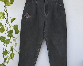 Jean mom vintage années 90 de Blue Twist - Taille W30 - Jean carotte taille haute - Denim gris délavé