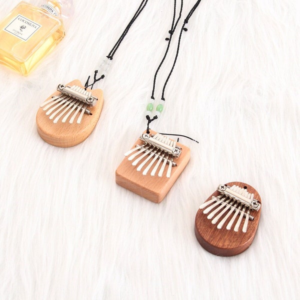 Mini Kalimba Pocket Size Thumb Piano Solid Wood 8 Keys Necklace Pendant Keychain Music Gift 8 x 7 x 4.5 cm