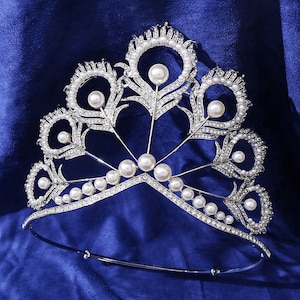 Vintage Pearl Peacock Style Baroque Adjustable Full Crown Tiara Bridal Performance Cosplay Wedding Hair Accesories