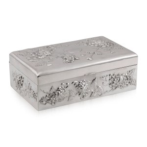 20thC Chinese Solid Silver Decorative Jewellery Box, Sing Fat c.1900 image 1