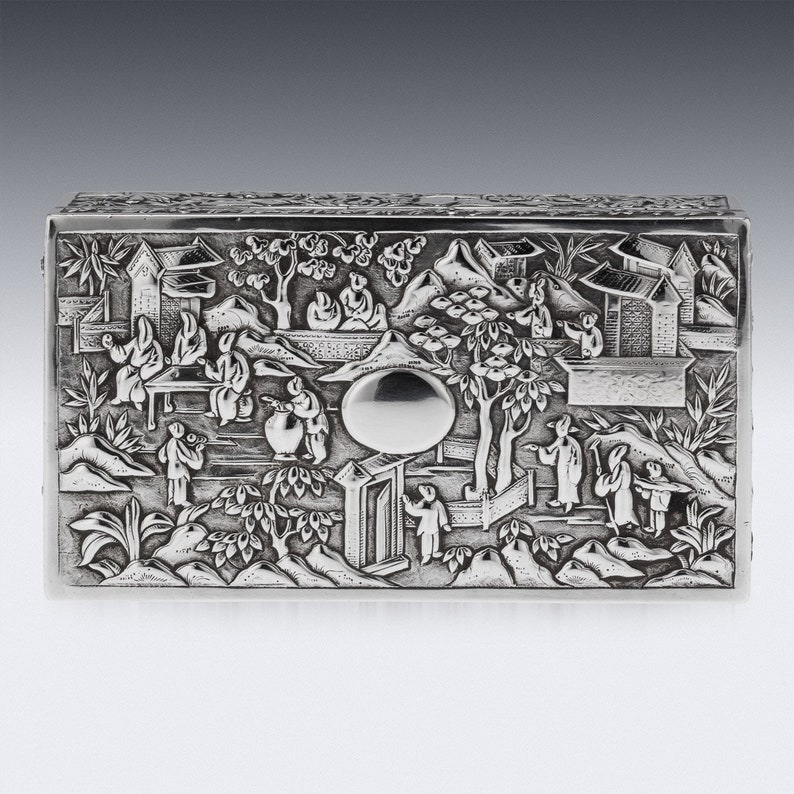 19th Century Chinese Solid Silver Aristocratic Processions Scene Box, c.1870 image 6