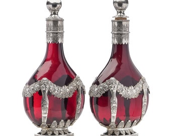 Antieke 19e-eeuwse Duitse karaffen van massief zilver en rood glas, ca.1880