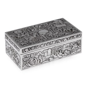 19th Century Chinese Solid Silver Aristocratic Processions Scene Box, c.1870 image 1