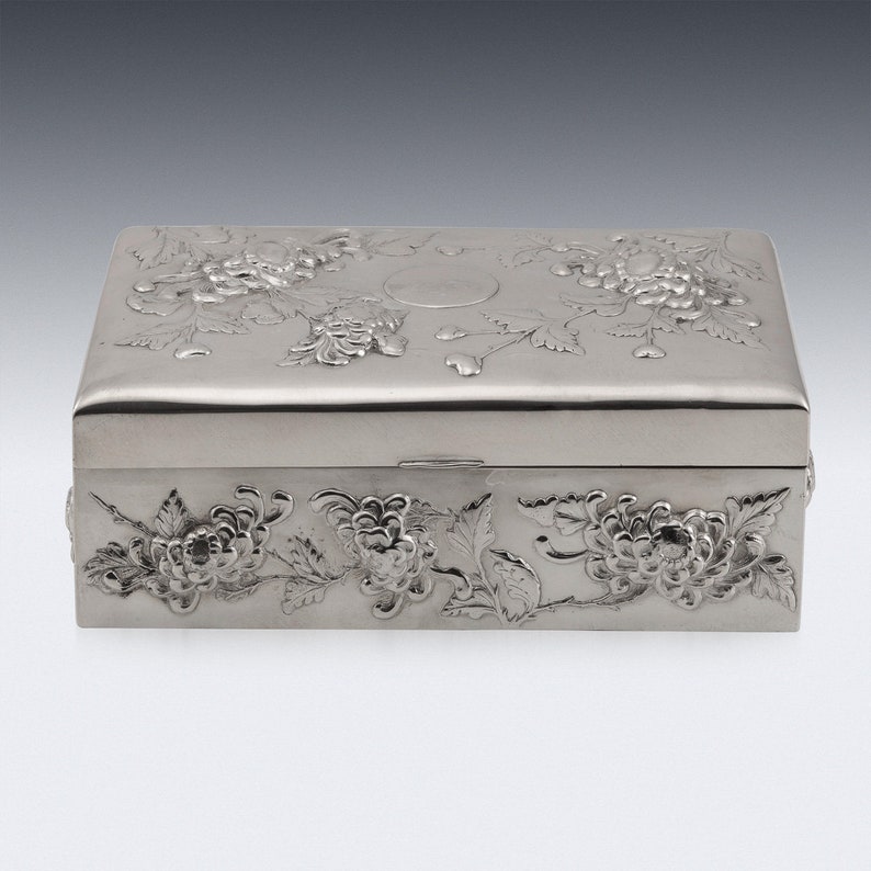 20thC Chinese Solid Silver Decorative Jewellery Box, Sing Fat c.1900 image 2