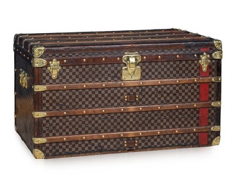 Antique 20th Century Louis Vuitton Courier Trunk In Damier Canvas, France c.1900