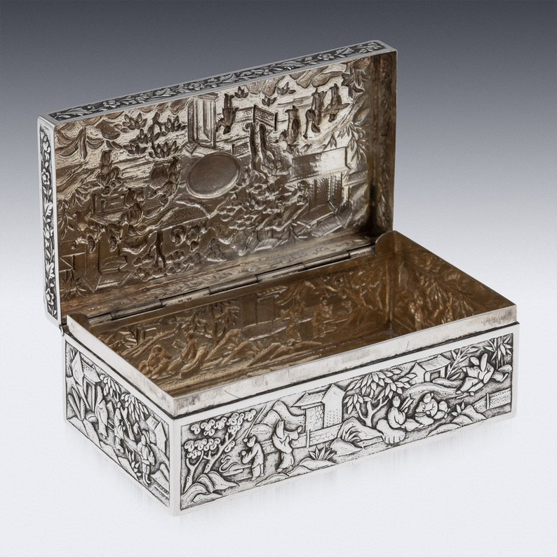 19th Century Chinese Solid Silver Aristocratic Processions Scene Box, c.1870 image 8