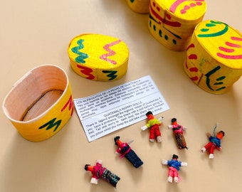 Worry Dolls in Wood Box, Valentines stuffer, Party favor, Unique friendship gift, Handmade tiny dolls, Worry dolls in a box