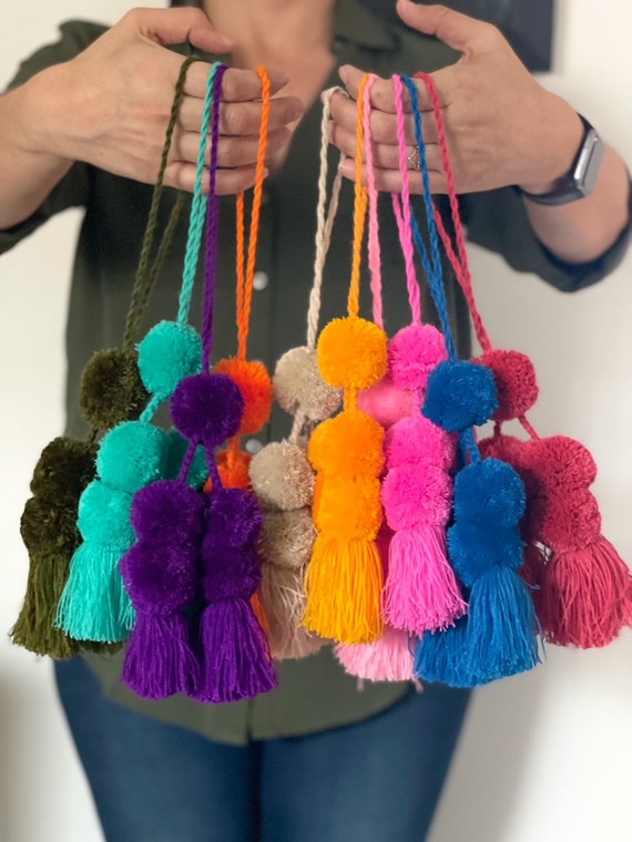 Plus up your Easter basket with a DIY pom pom and tassel keychain