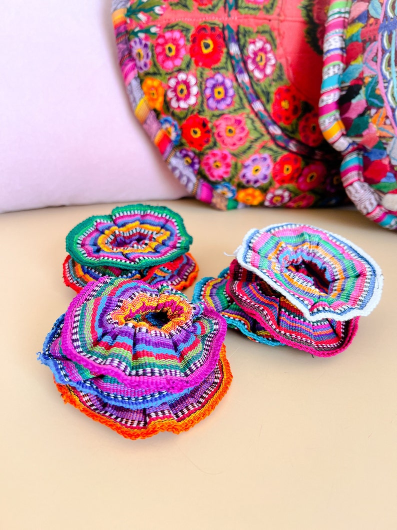 4 Pack Srunchies, Set de Scrunchies Guatemaltecos, Scrunchies Textiles, Scrunchies para el Cabello, Scrunchies Coloridos, Corbata de Cabello Colorida, Regalo para Ella imagen 8