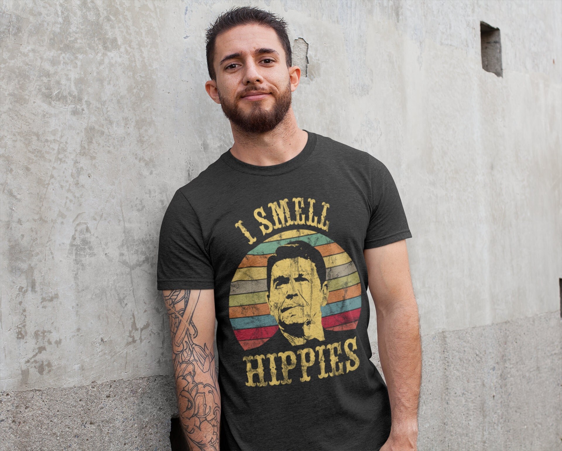 I Smell Hippies T-shirt Ronald Reagan 