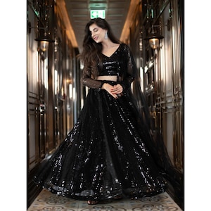 Black lehenga with jewellery best sale