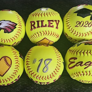 Balle de softball brodée personnalisée, cadeau d'équipe sur mesure, balle de softball de remise de diplôme, récompense pour joueur/joueuse