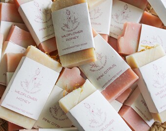 Custom Wedding Soap Favors, Personalized party gifts of handcrafted all natural soaps, essential oil soap favors for any occasion, 1 or 2 oz