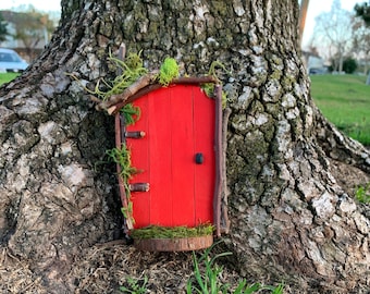 Red fairy door. Mini door, fairy garden accessories, miniature wooden furniture, handmade fairy gift, gnome door, miniature garden decor