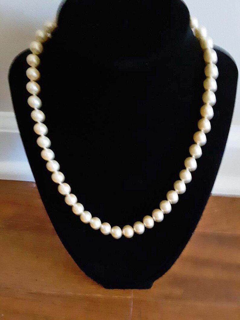 Vintage Glass Pearls Antique White 8mm Length is 18 Inches Etsy