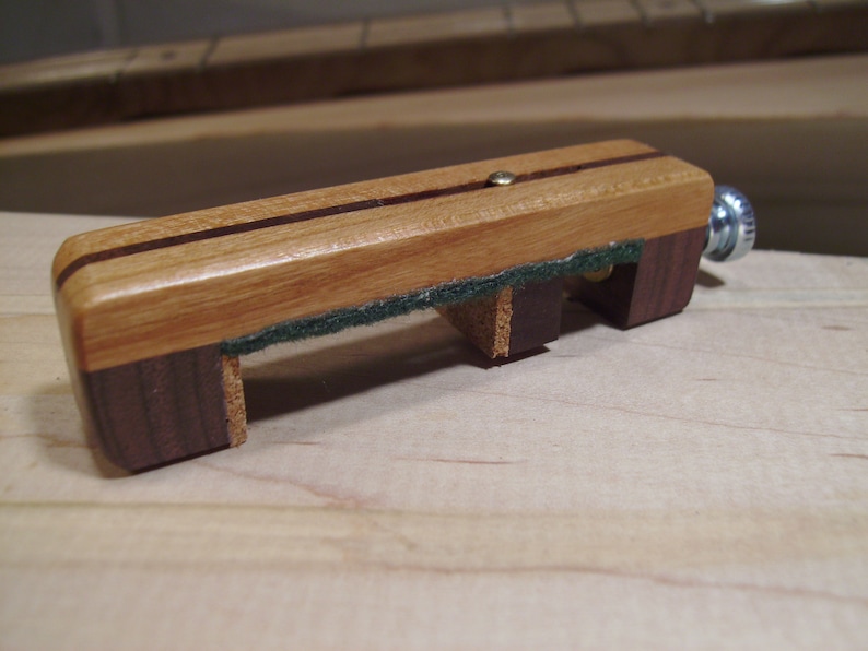 Appalachian Mountain Dulcimer Capo Made of Cherry and Walnut / Walnut