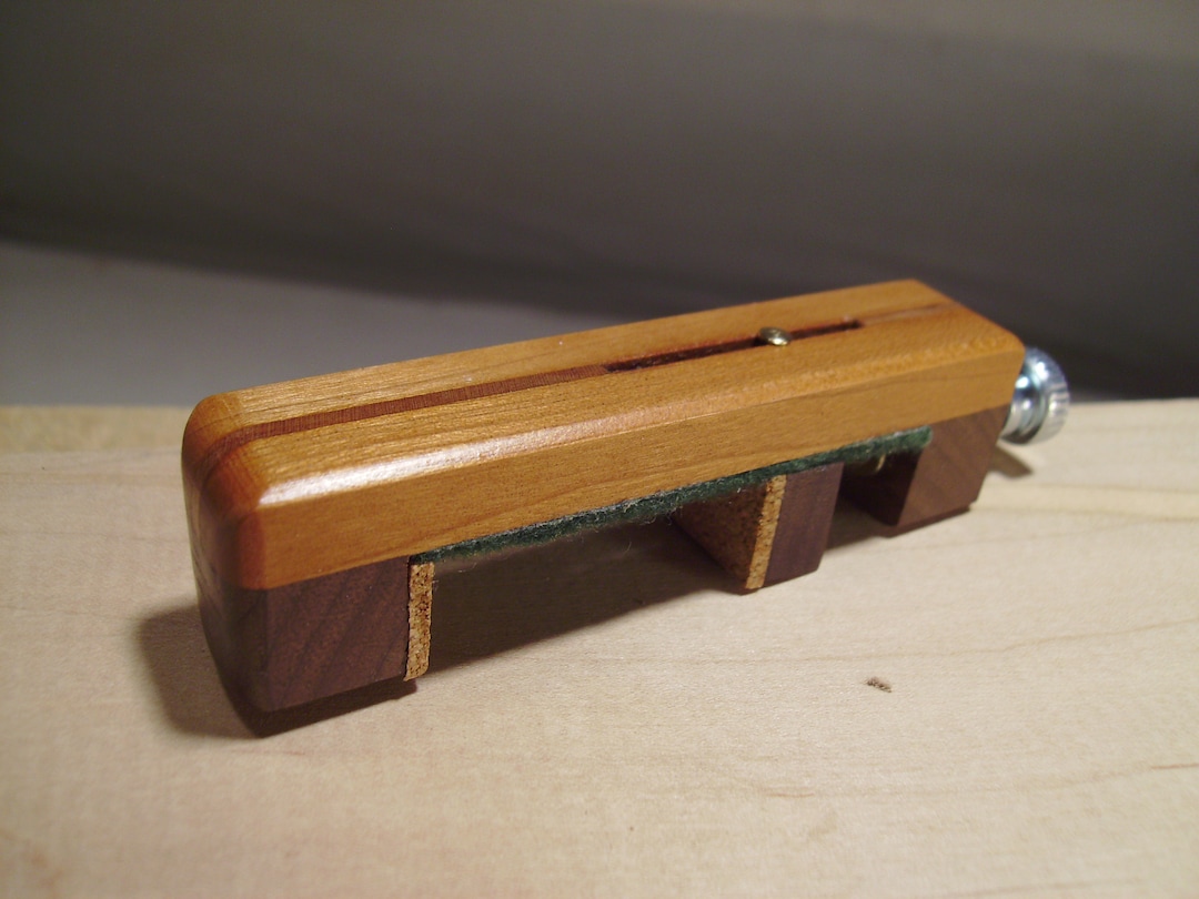 Appalachian Mountain Dulcimer Capo Made of Cherry and Walnut / Cherry