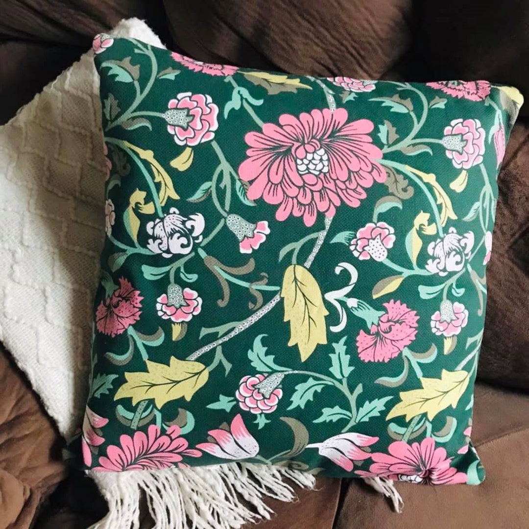 Floral cushion coverVintage style cushion coversBoho cushion Etsy.de