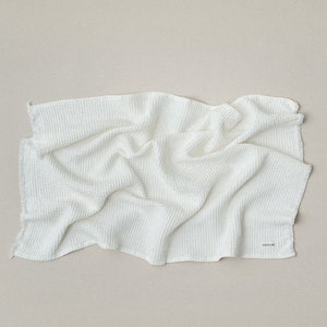 White Cotton Waffle Towel Set, Washcloths Hand & Bath Towels, Soft Quick Drying Towels, Waffle Weave Spa Towel Housewarming Gift image 1