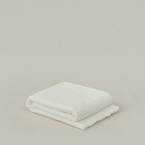 White Cotton Waffle Towel Set, Washcloths Hand & Bath Towels, Soft Quick Drying Towels, Waffle Weave Spa Towel Housewarming Gift image 7