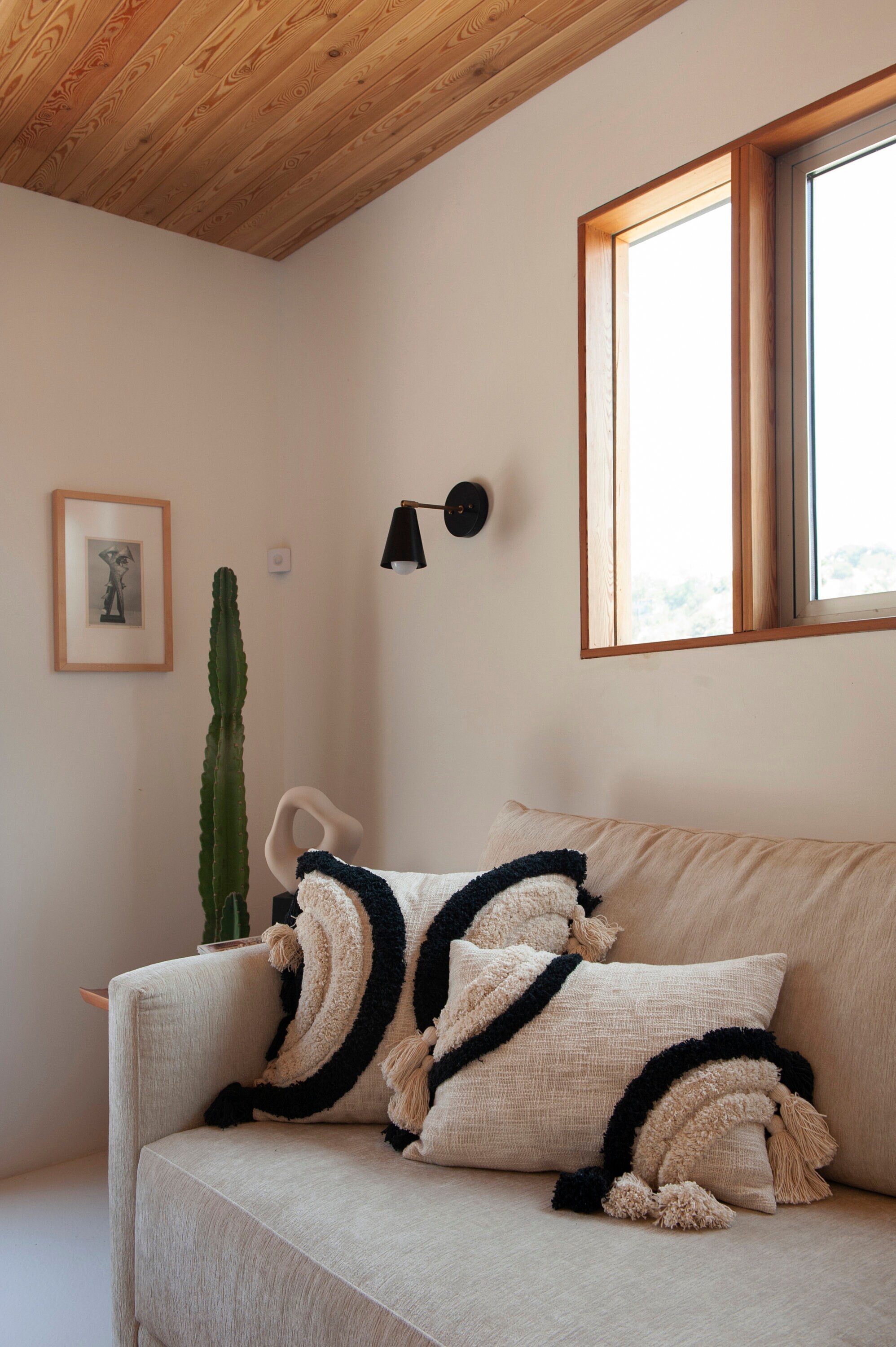 Calliope Tufted Lumbar Pillow Cover With Tassels | 14 X 20 | Jeter Oreiller Boho Chic Jetez La Couve