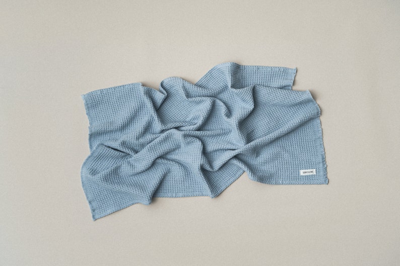 Ensemble de serviettes gaufrées en coton bleu crépuscule, gants de toilette et serviettes de bain, serviettes douces à séchage rapide, serviette de spa gaufrée, cadeau de pendaison de crémaillère image 1