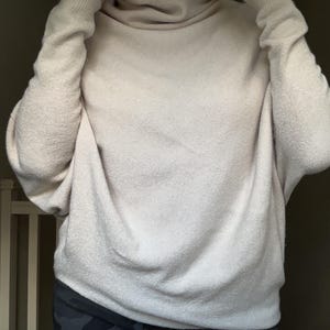 Roll Neck Draped Asymmetric Jumper by Alpini Knitwear immagine 14