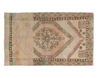Vintage Turkish Rug: 3.3 x 6 ft, Handwoven Wool Niğde Rug