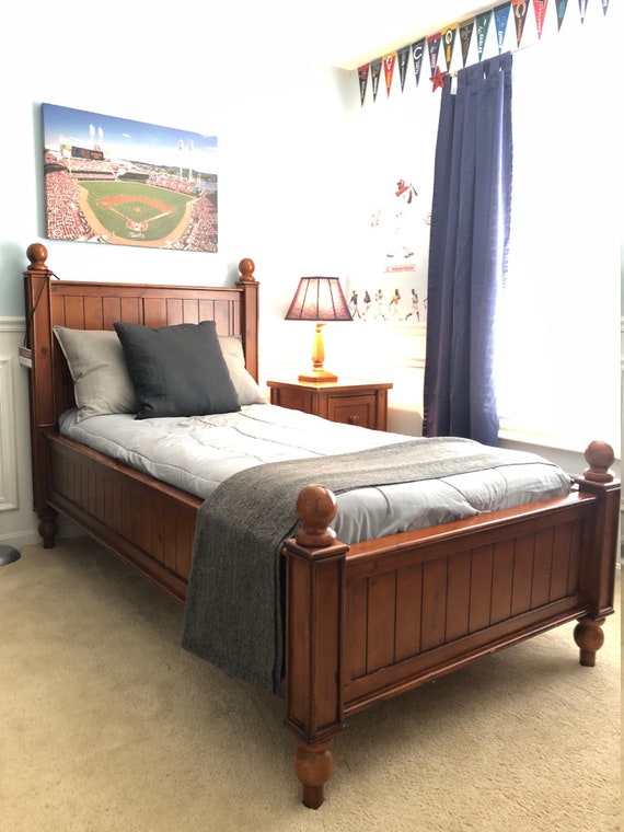 pottery barn thomas bed