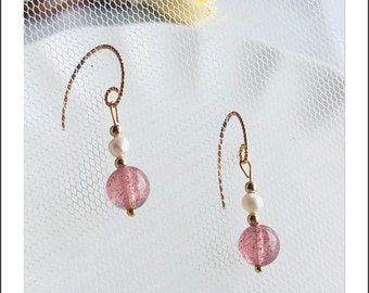 Natural Strawberry Crystal Pearl Earring (2 options available)