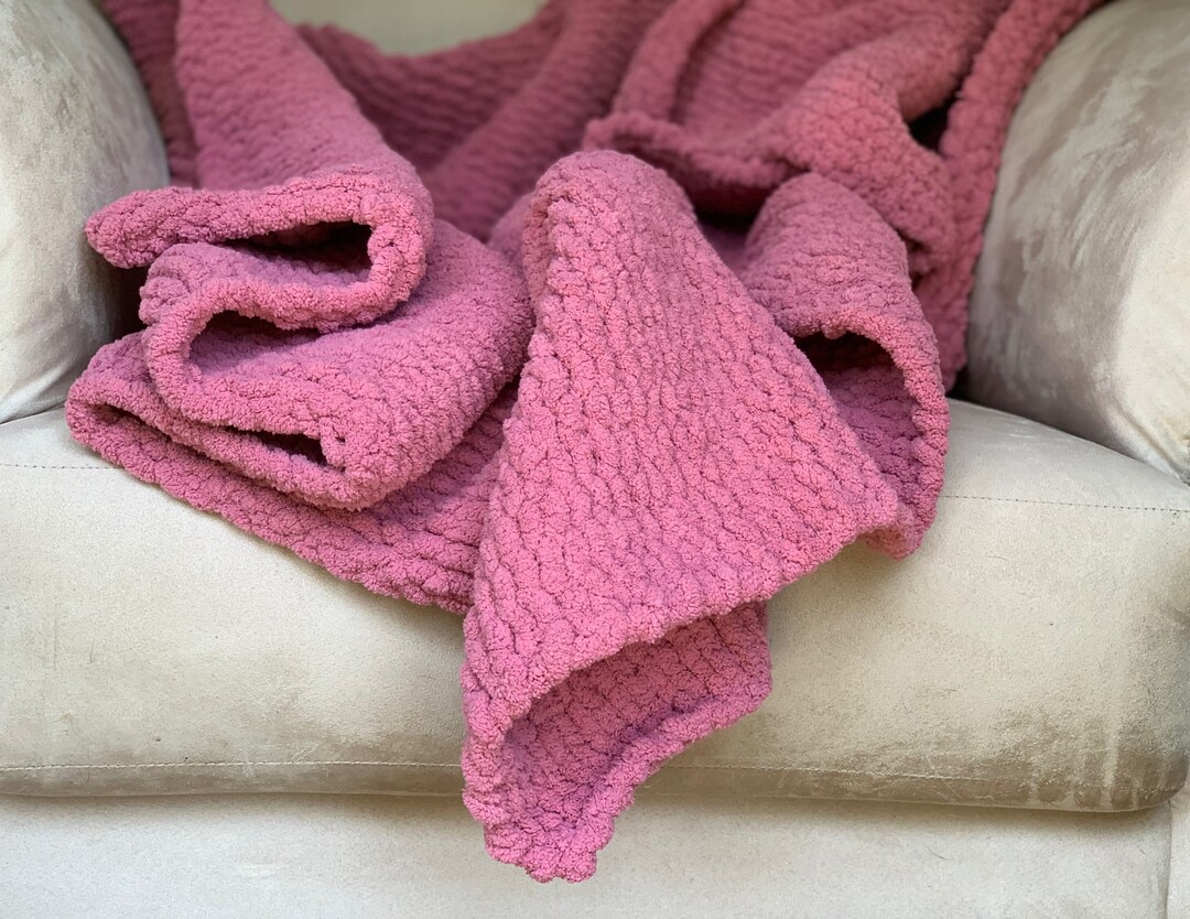 Handknitted Blanket, Soft, Cozy, Chunky Knit, Comfortable, Warm, Hand