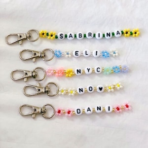 Custom/Personalized Name Flower Chain Keychain/Key Ring