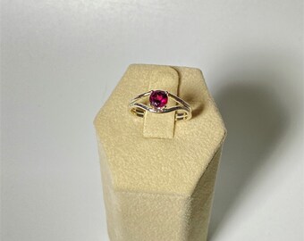 Delicate Textured Sterling Silver Ring with Red Garnet Gemstone