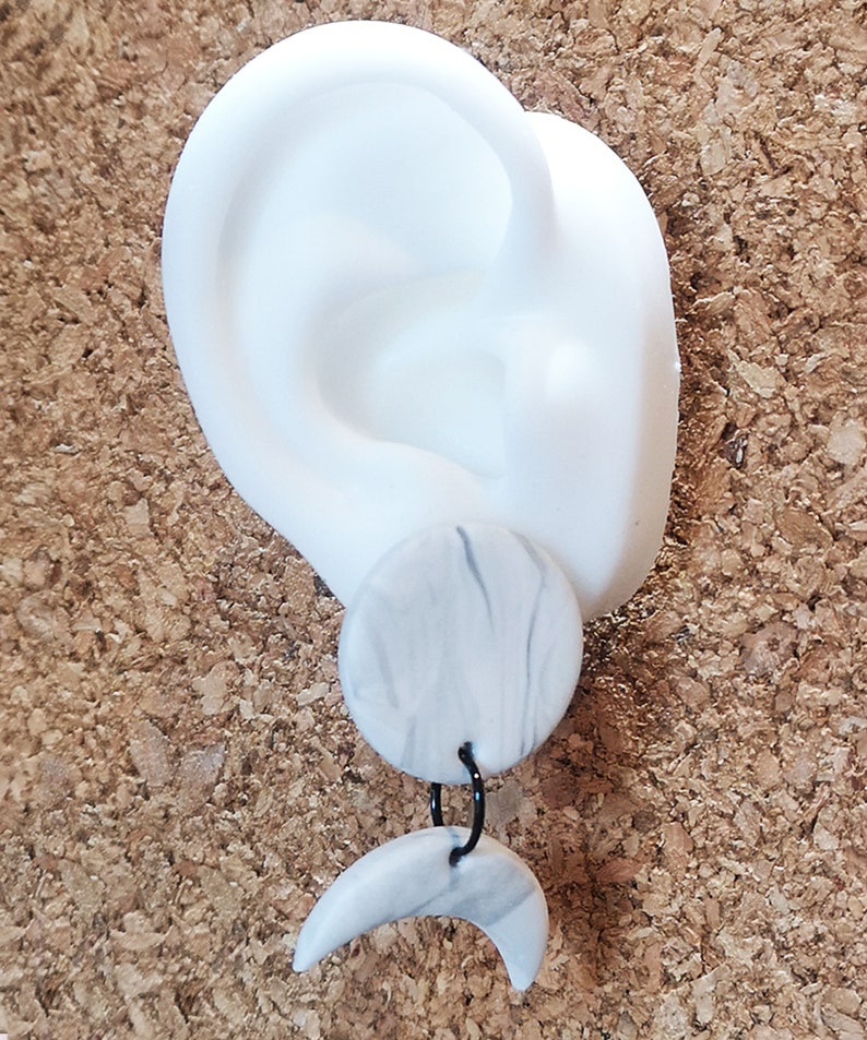 Heart of stone Moon phase marble drop earrings