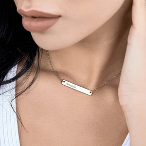 Personalisierte Bar Halskette - Name Bar Halskette Geburtsjahr Halskette Kleine Initial Halskette 14k solid gold Name Halskette Zierliche Bar Halskette