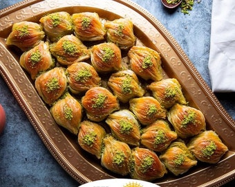 Gulluoglu Mussel Shaped Baklava 1.1lb - 500gr (Pack of 1), daily fresh shipment from Istanbul/Turkey