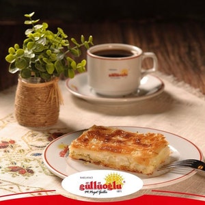 Gulluoglu Cheese Pie Savory (Su böreği), 0.55lb - 250 gr (Pack of 1), daily fresh shipment from Istanbul/Turkey