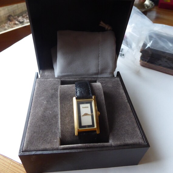 Ladies Gucci Watch 2600L - Etsy