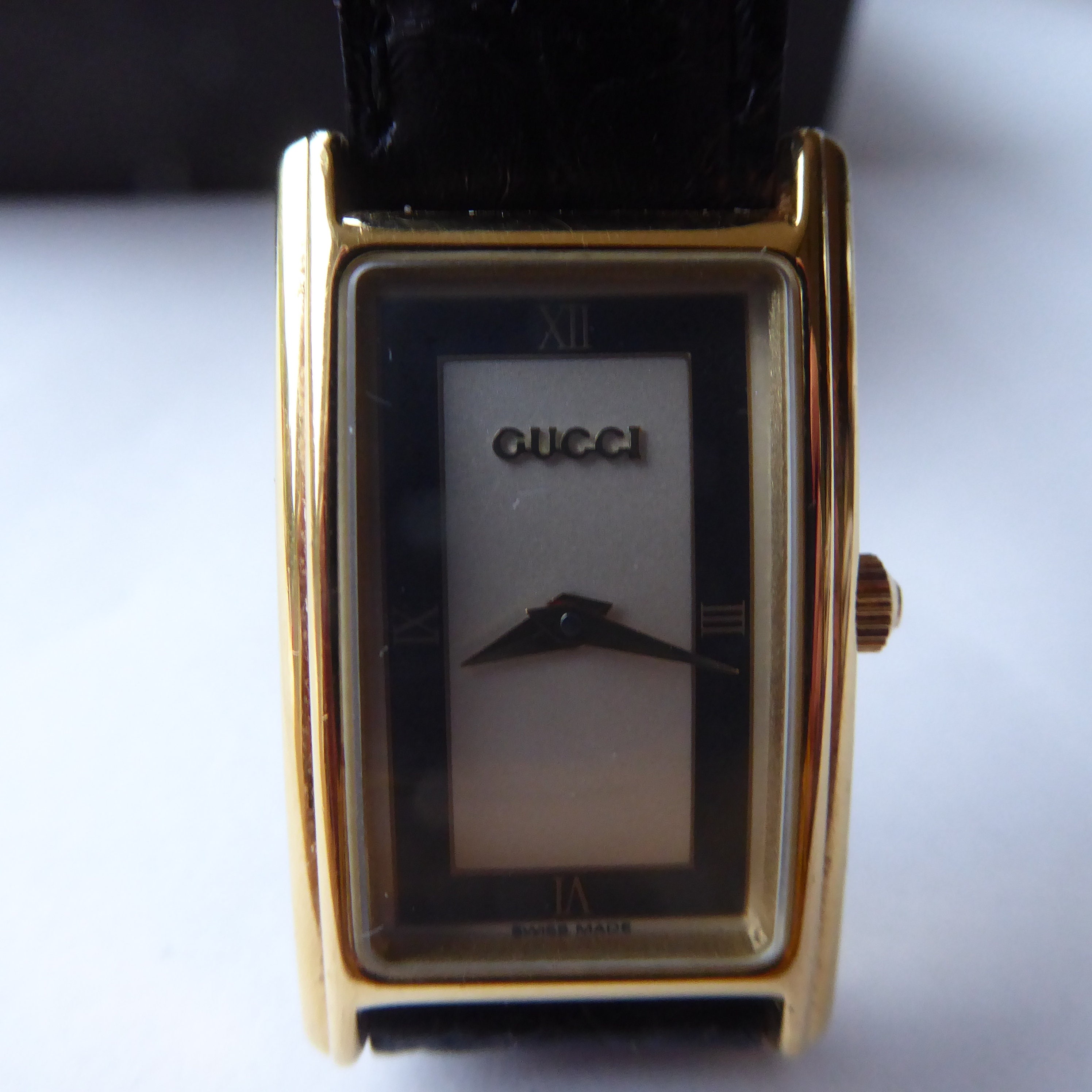 Ladies Gucci Watch 2600L - Etsy