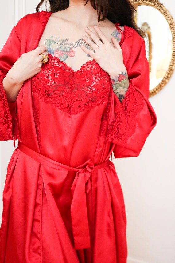 Vintage 1980s Amoureuse Red Silky Robe and Nightg… - image 6