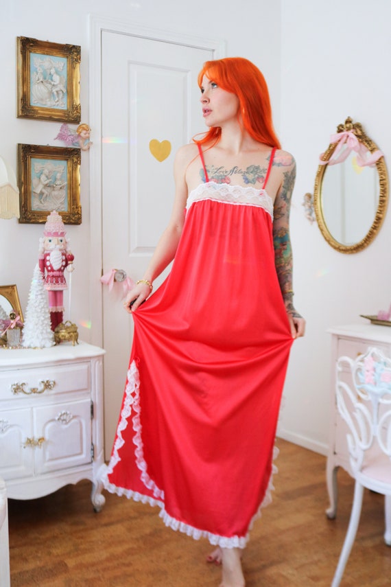 Vintage 1970s Jennifer Dale Bright Red Nightgown … - image 2