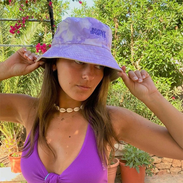 Our fab DROP THE LILAC bucket hat! Comfy cotton sun hat  + excellent quality. One size. A perfect gift for the Festival goer in your life!