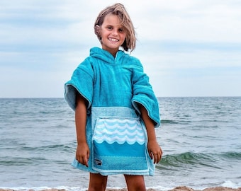 InventSports beautiful SETA super cosy Beach Poncho and changing and dry robe. 