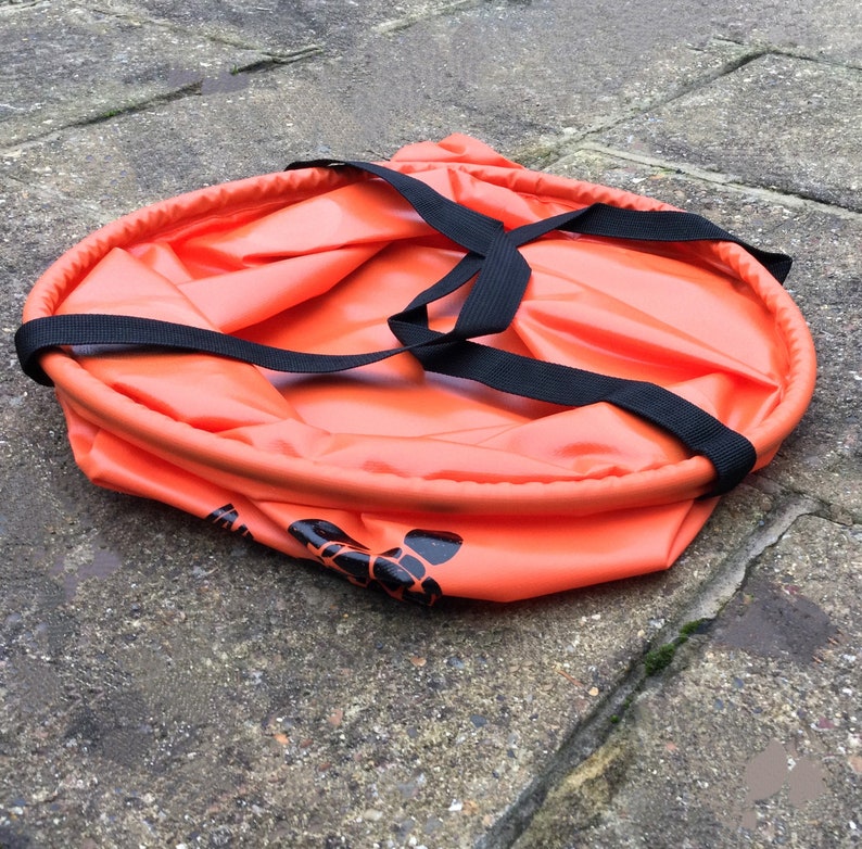 It's indispensable Our Waterproof Folding Beach Bucket perfect for beach, lakepool A great gift for surfers, SUP fans & wild swimmers image 10