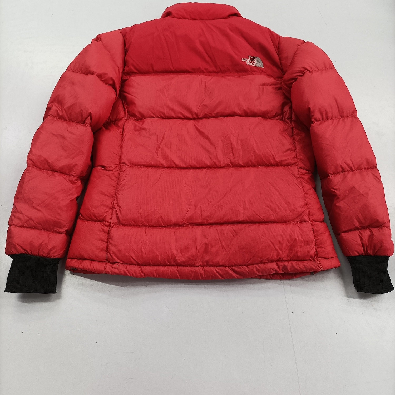 tnf nuptse 700 red