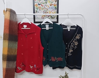 2X-3X vintage fall sweater vests | retro 90-00's  embroidered womens cardigan | plus size