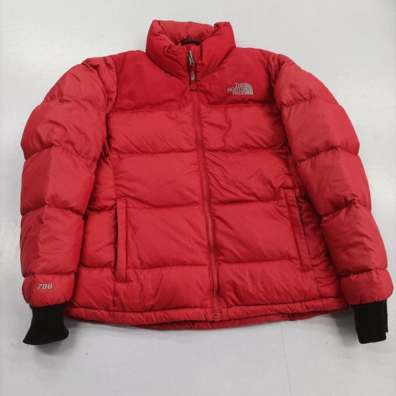 tnf nuptse 700 red