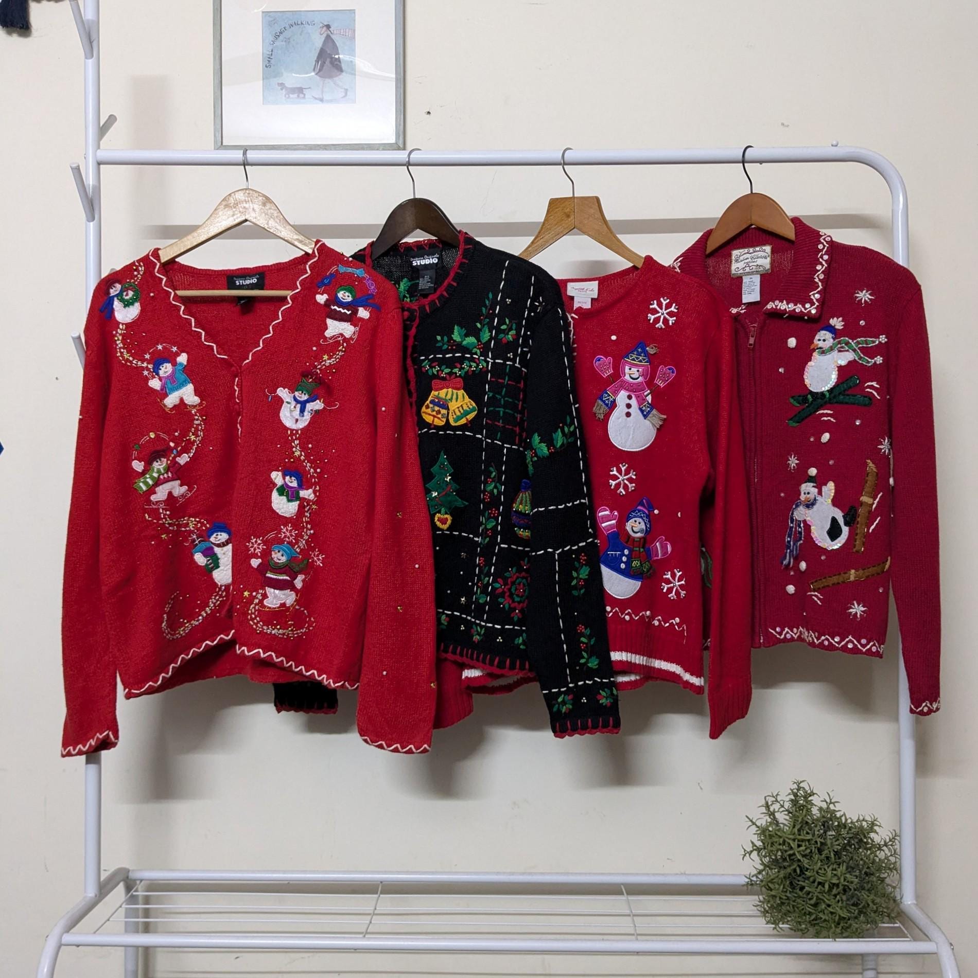 Petite Large vintage Christmas themed sweaters | retro 80-90's ramiecotton handmade vintage knitwear | festive holiday cardigan | PL sizes