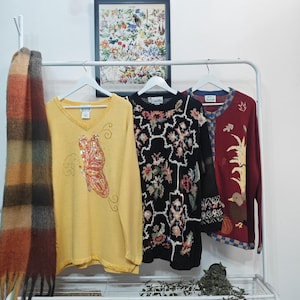 3X - vintage fall / spring sweaters | retro 90's-00's  hand knitted applique embroidery cardigan | womens plus size XXXL